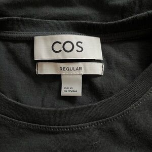 Cos Men’s XS Tee in Forest Green